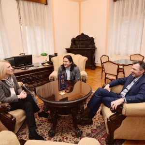 За обнову Банског двора 2,5 милиона КМ