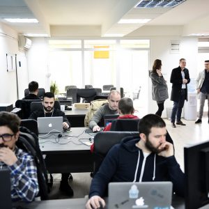 Предсједник Талић: Увезивањем до бољег положаја младих