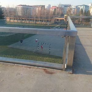 Санирана пасарела на Булевару Десанке Максимовић