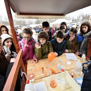 Манифестацијом на Тргу Крајине обиљежен Свјетски дан вода Манифестацијом на Тргу Крајине обиљежен Свјетски дан вода