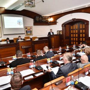 Усвојен извјештај о раду градоначелника и Градске управе за 2017. Усвојен извјештај о раду градоначелника и Градске управе за 2017.