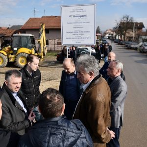 Почела реконструкција главне саобраћајнице кроз Чесму