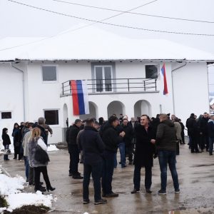 Обнова друштвених домова у Крминама и Верићима