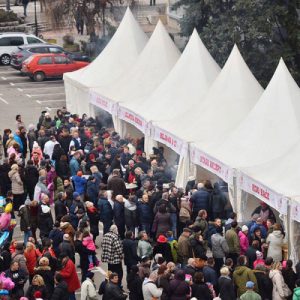 Слиједе бројне туристичке манифестације