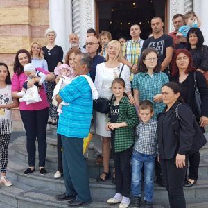 Колективно крштење дјеце из породица са четворо и више дјеце