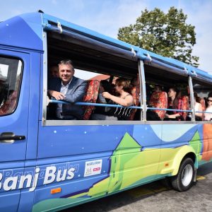 Од данас панорамским мини бусом на Бањ брдо