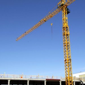 Кранови на све стране: Активна 52 велика градилишта