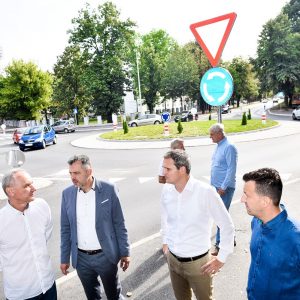 Изграђен први од два планирана кружна тока у Алеји Светог Саве