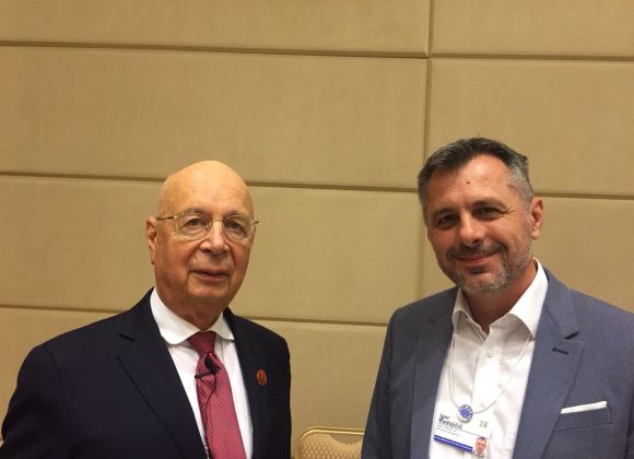 Gradonačelnik Igor Radojičić sa prof. Klausom Švabom