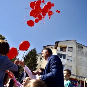 Донација Адико банке: Старчевица добила дјечије игралиште