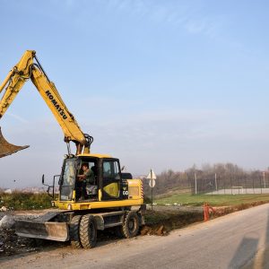 Radovi u Drakuliću: U toku proširenje Ulice Mlađe Ćusića Radovi u Drakuliću: U toku proširenje Ulice Mlađe Ćusića