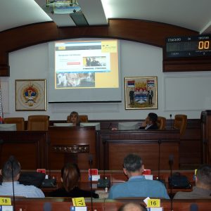 Одржан округли сто „Одговорно власништво и збрињавање напуштених паса“