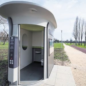 Постављају „робот-тоалет“, умјесто старих кабина