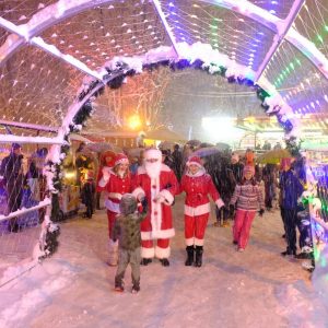 Počela „Banjalučka zima“:“Zimzograd“ otvorio vrata
