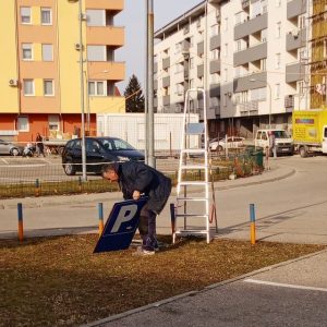 Забрањен рад илегалном паркингу у Росуљама Забрањен рад илегалном паркингу у Росуљама