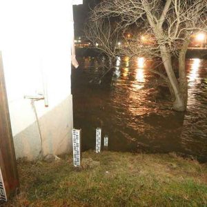 Цивилна заштита: Врбас се повукао у корито, очекивани пад водостаја