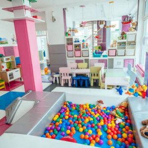 Контрола дјечијих играоница Контрола дјечијих играоница