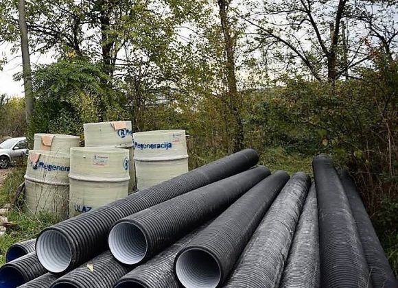  Фото архива