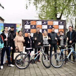 Промоција бициклистичког саобраћаја: Десет суграђана добило бицикле Промоција бициклистичког саобраћаја: Десет суграђана добило бицикле