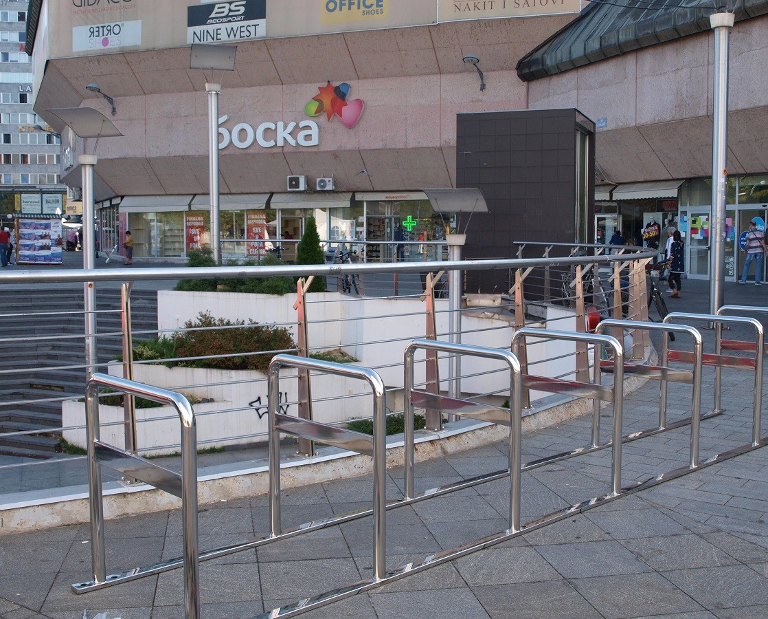  Фото архива