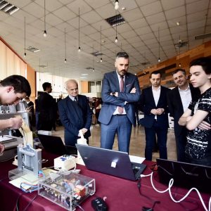 Изложба идеја и иновација у Дому омладине до петка