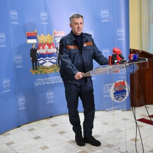 Док се не стабилизује ситуација: Ванредно стање остаје у шест насеља Док се не стабилизује ситуација: Ванредно стање остаје у шест насеља