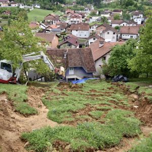 Први извјештаји: 18 објеката оштећено у поплавама Први извјештаји: 18 објеката оштећено у поплавама