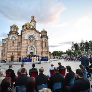 У сусрет Спасовдану: Вечерас културно-умјетнички програм испред Храма