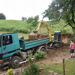Почела санација клизишта у Божурској улици на Лаушу