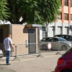 Постављен први „робот-тоалет“