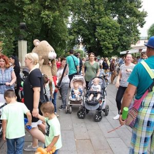 У сриједу конференција беба: Обустава саобраћаја у центру