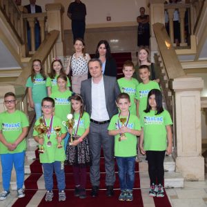 Предсједник Скупштине града угостио мале генијалце