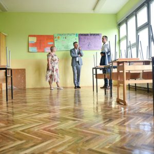 Обнова школа у Крупи и Колима Обнова школа у Крупи и Колима