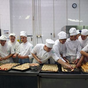 Дупло већа субвенција за практичну наставу