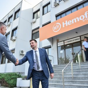 Радојичић у посјети Хемофарму: Потребно нам је још овако успјешних предузећа