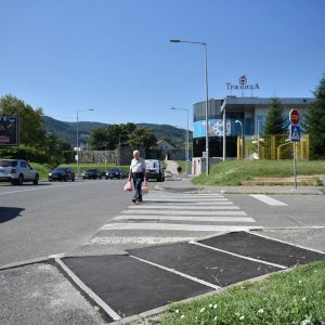 Лакши прилаз за особе са инвалидитетом Лакши прилаз за особе са инвалидитетом