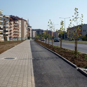 Изграђене бициклистичке и пјешачке стазе уз нови дио Источног транзита