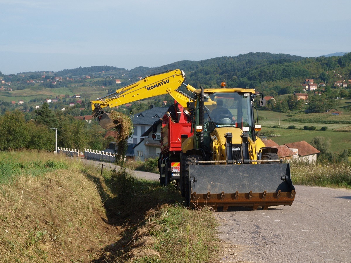  Фото архива