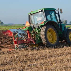 900.000 КМ за помоћ пољопривредницима