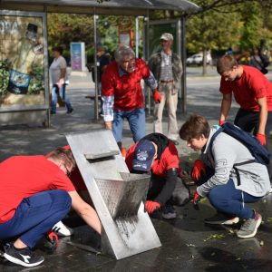 Радна акција: Уређење центра града Радна акција: Уређење центра града