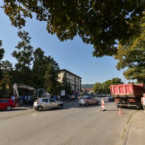 Обустава саобраћаја на раскрсници улица Исаије Митровића – Солунска Обустава саобраћаја на раскрсници улица Исаије Митровића – Солунска