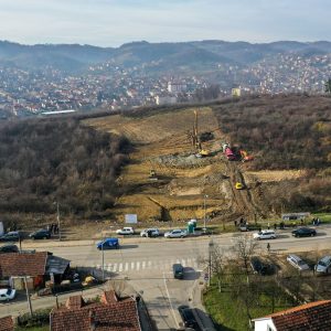 Побијени први шипови за вијадукт на Паприковцу Побијени први шипови за вијадукт на Паприковцу