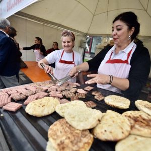 Подршка за 27 туристичких догађаја Подршка за 27 туристичких догађаја