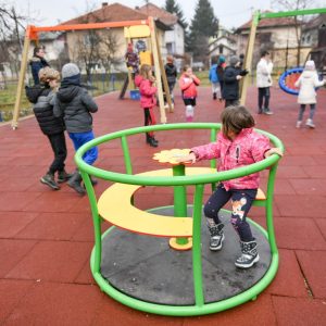 Отворено ново игралиште на Лаушу