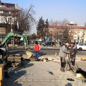 Настављени радови на пјешачкој зони Настављени радови на пјешачкој зони