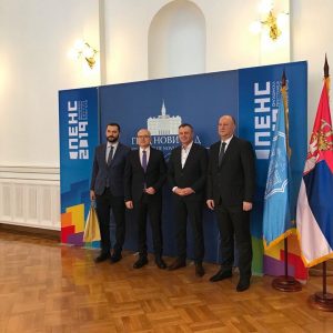 Радојичић честитао празник Новом Саду