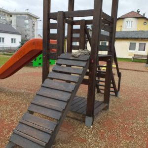 У току санација дјечијих игралишта У току санација дјечијих игралишта