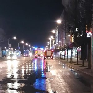 Појачане мјере јавне хигијене: Почело прање главних градских улица Појачане мјере јавне хигијене: Почело прање главних градских улица