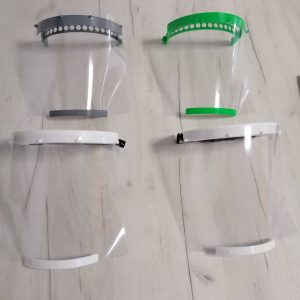 Заштитни медицински визири за УКЦ РС