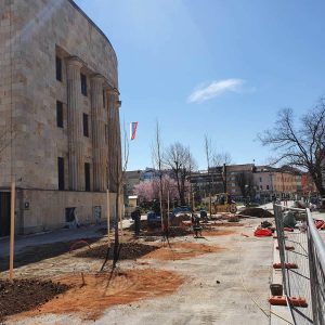 Посађене нове саднице у центру града Посађене нове саднице у центру града